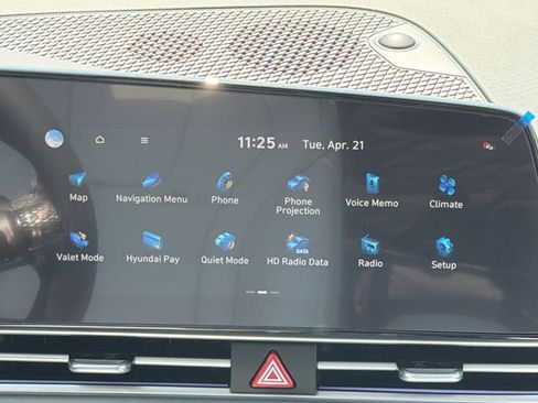 New 2026 Hyundai Elantra Limited FWD image 14