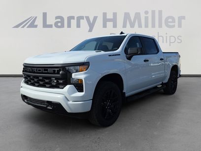 New 2026 Chevrolet Silverado 1500 Custom w/ Turbomax Blackout Package