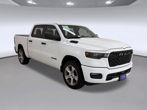 Used 2025 RAM 1500 Tradesman AWD/4WD image 7