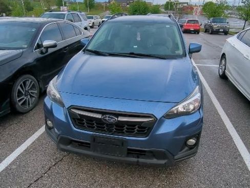 Used 2020 Subaru Crosstrek 2.0i Premium image 2