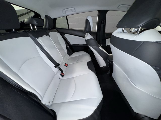 Used 2022 Toyota Prius XLE AWD/4WD image 23