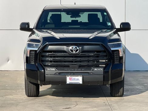 New 2026 Toyota Tundra SR5 w/ SR5 Convenience Package image 6