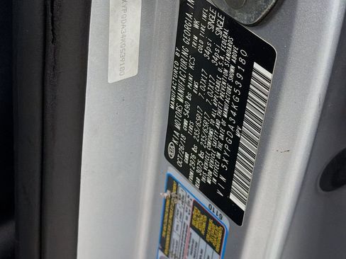 Used 2019 Kia Sorento AWD image 28
