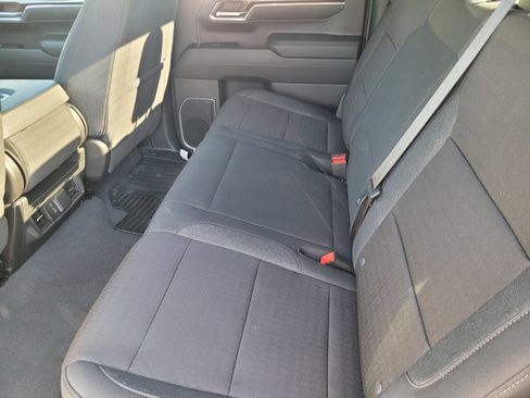 Used 2024 Chevrolet Silverado 1500 RST AWD/4WD image 18