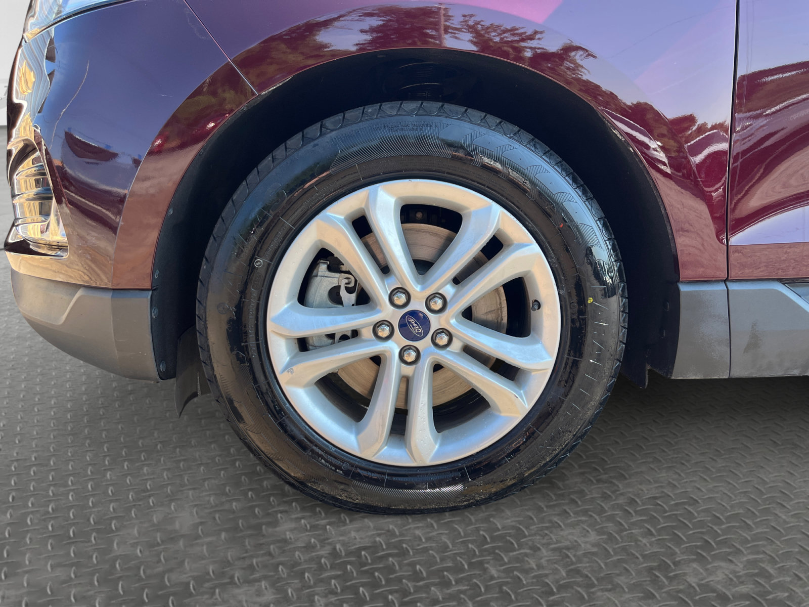 Used 2020 Ford Edge SEL w/ Convenience Package AWD/4WD image 16