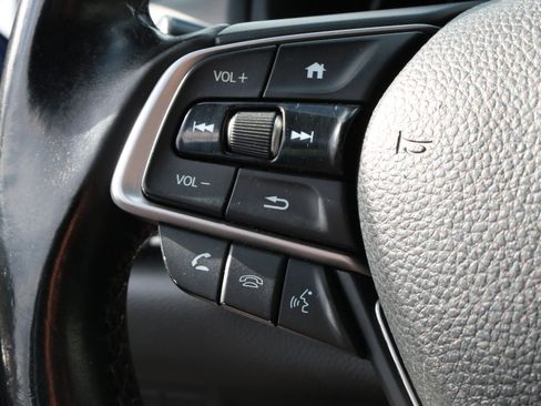 Used 2018 Honda Accord Sport image 14