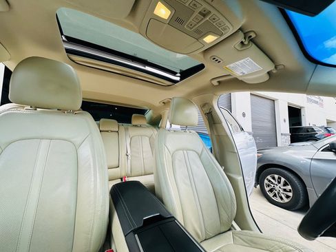 Used 2014 Lincoln MKZ Hybrid FWD image 25