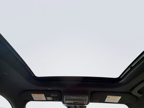 Used 2022 Lincoln Corsair Reserve w/ Equipment Group 201A image 16