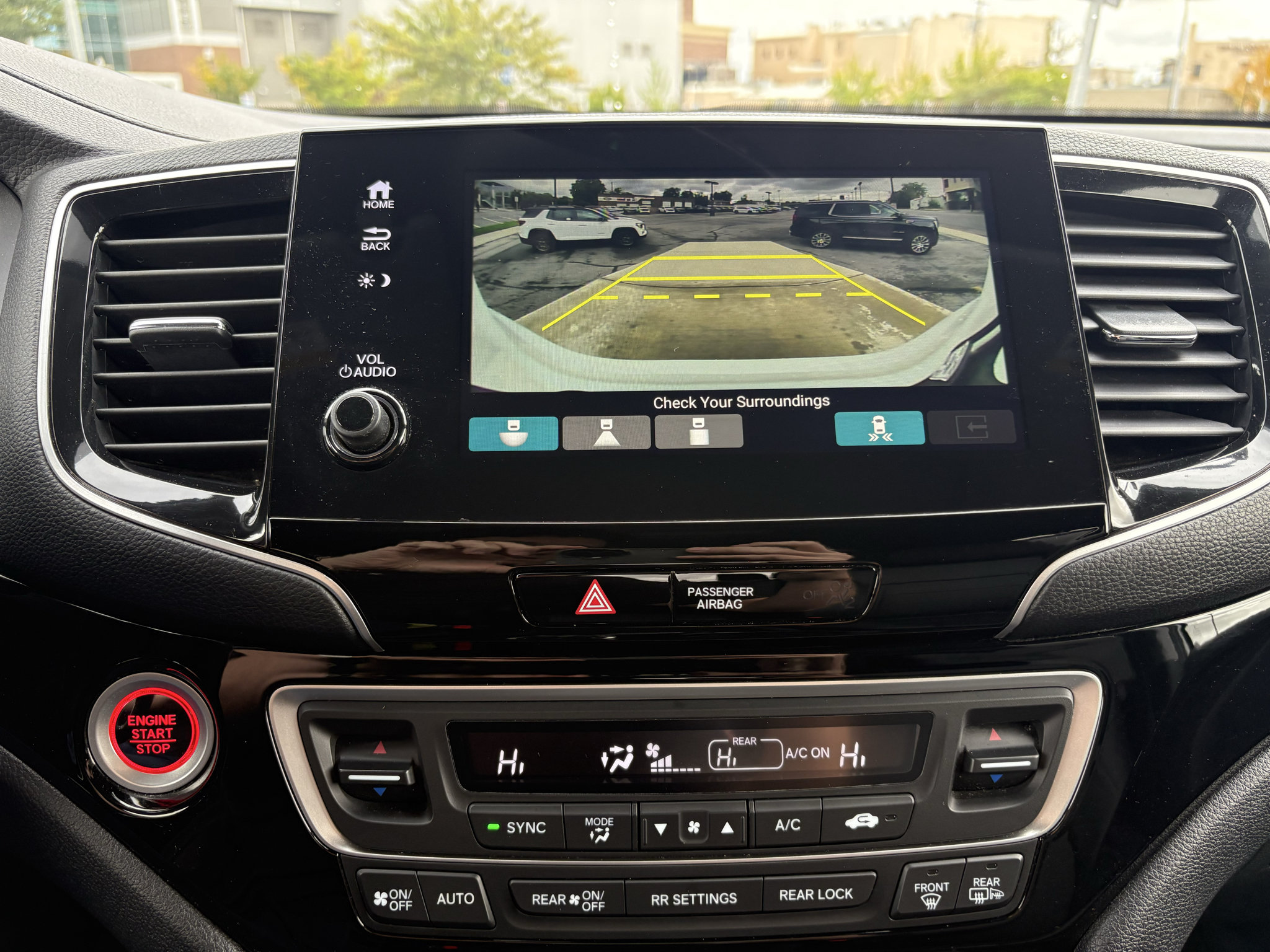 Used 2021 Honda Pilot Elite image 32