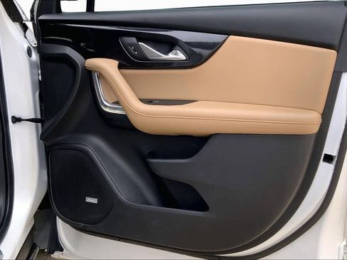 Used 2020 Chevrolet Blazer Premier FWD image 23