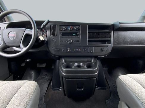 Used 2025 GMC Savana 3500 LT w/ LT Preferred Equipment Group RWD image 15