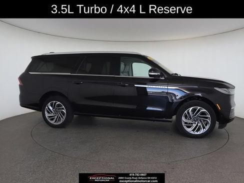 Used 2025 Lincoln Navigator L Reserve AWD/4WD image 24