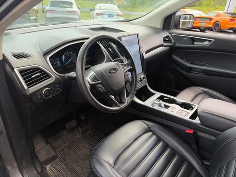 Used 2021 Ford Edge SEL w/ Convenience Package AWD/4WD image 7