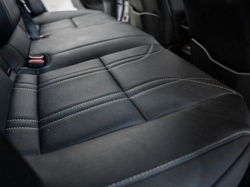 Used 2023 Lexus ES 300h w/ Luxury Package image 31