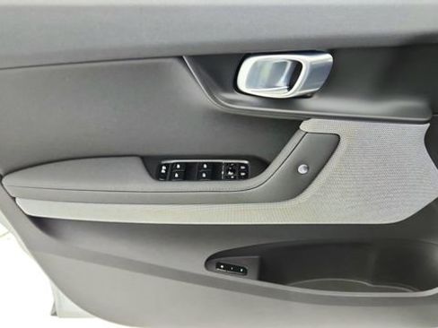 Used 2023 Polestar Polestar 2 FWD image 34