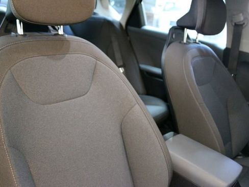 Used 2025 Kia K4 FWD image 11