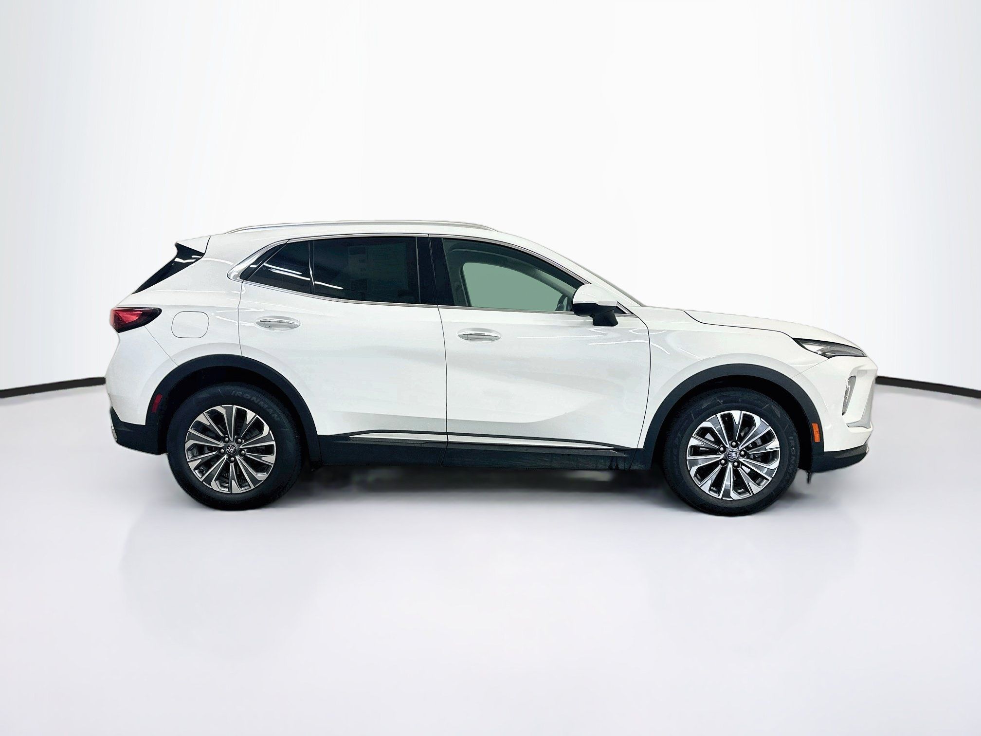Used 2024 Buick Envision Preferred AWD/4WD image 10