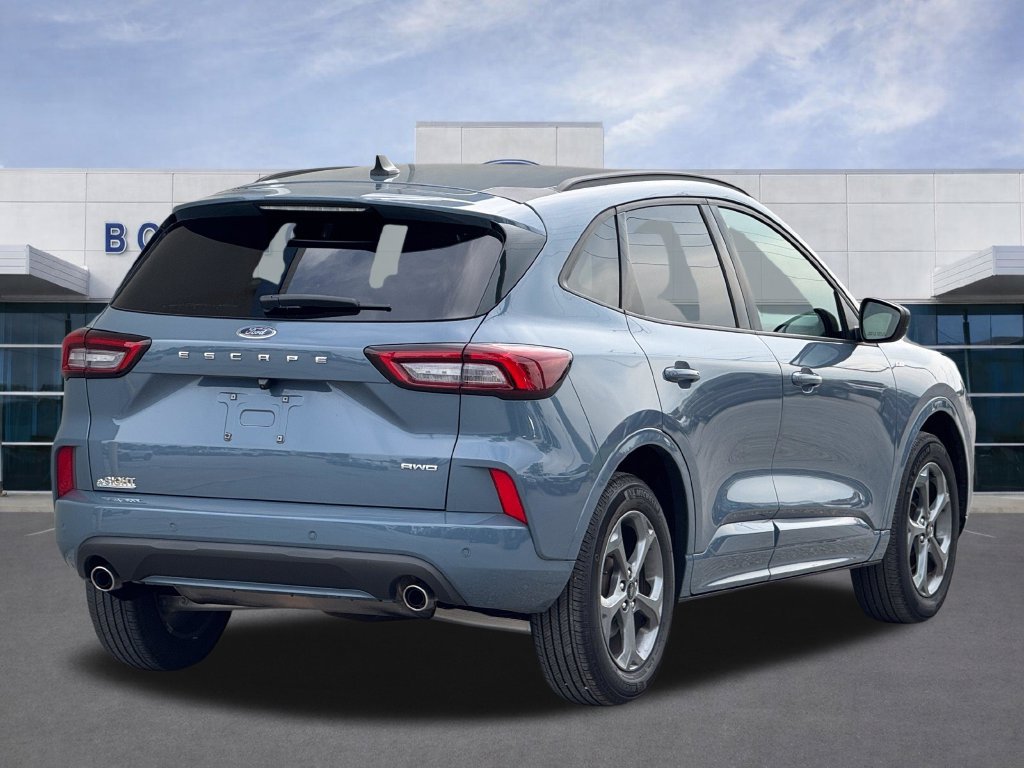 Used 2023 Ford Escape ST-Line w/ Tech Pack #1 AWD/4WD image 31