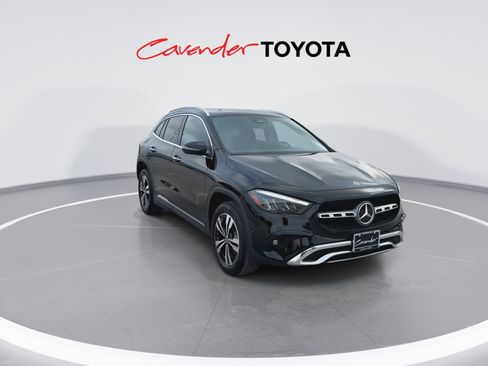 Used 2025 Mercedes-Benz GLA 250 image 2