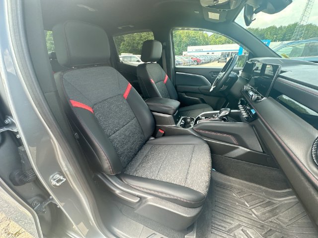 Used 2023 Chevrolet Colorado Z71 AWD/4WD image 38