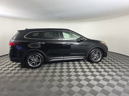 Used 2017 Hyundai Santa Fe Limited AWD/4WD image 6