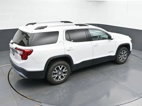 Used 2023 GMC Acadia SLT FWD image 12
