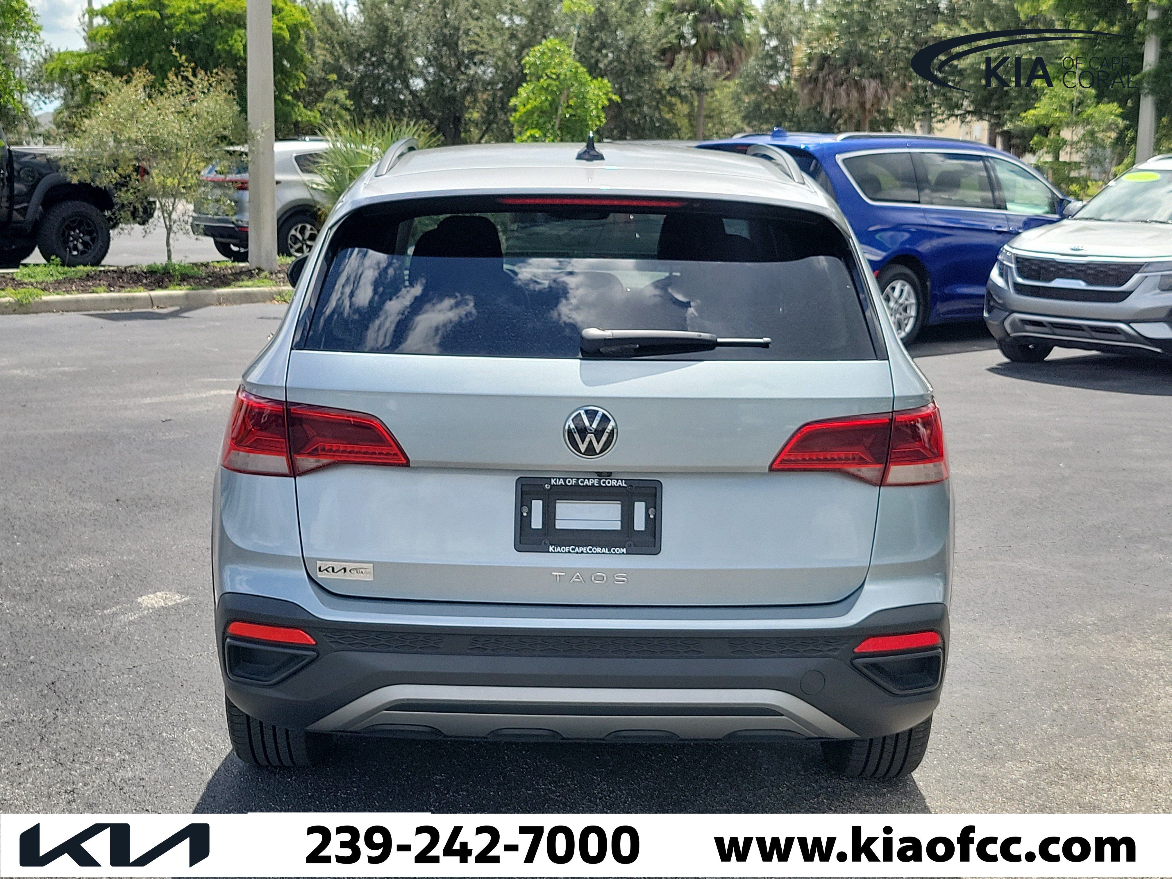 Used 2024 Volkswagen Taos S FWD image 5