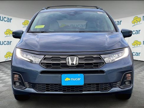 New 2026 Honda Odyssey Touring image 3
