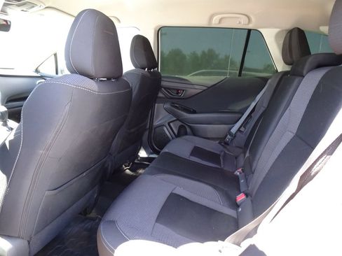 Used 2024 Subaru Outback AWD/4WD image 13