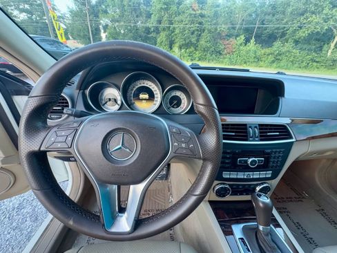 Used 2012 Mercedes-Benz C 300 4MATIC Sedan image 15