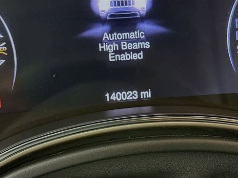 Used 2015 Jeep Grand Cherokee Limited w/ Luxury Group II RWD image 19