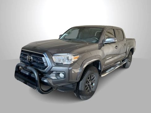 Used 2020 Toyota Tacoma SR5 w/ Technology Package AWD/4WD image 1