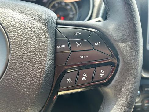 Used 2023 Jeep Cherokee Altitude Lux AWD/4WD image 21