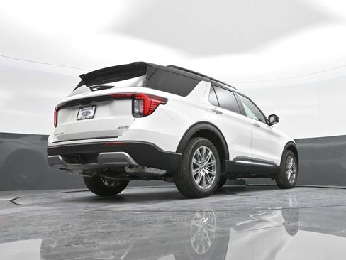 New 2026 Ford Explorer Platinum image 63