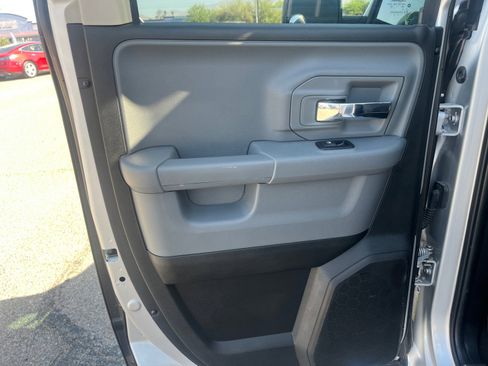 Used 2017 RAM 1500 Big Horn RWD image 16