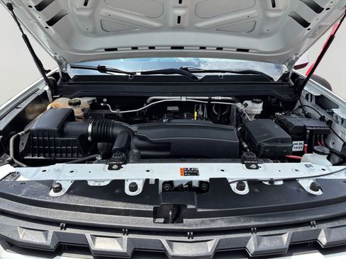 Used 2022 Chevrolet Colorado LT w/ Fleet Safety Package RWD image 9