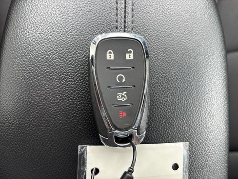 Used 2024 Chevrolet Malibu LT FWD image 32