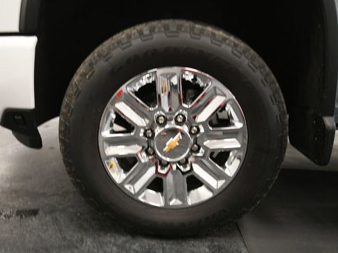 Used 2024 Chevrolet Silverado 2500 High Country w/ High Country Premium Package image 35