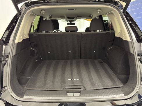 Used 2025 Nissan Rogue SV image 36