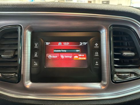 Used 2017 Dodge Challenger R/T image 28