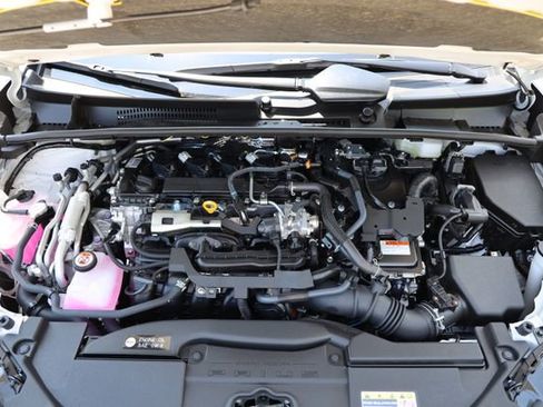 New 2026 Toyota Prius Plug-In Hybrid FWD image 10