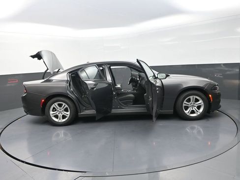 Used 2020 Dodge Charger SXT RWD image 36