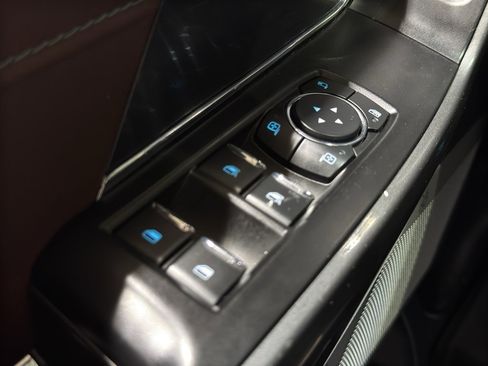 Used 2023 Ford F150 Lariat w/ Equipment Group 502A High image 37