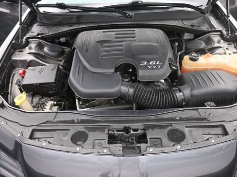 Used 2017 Chrysler 300 S w/ 300S Premium Group image 22