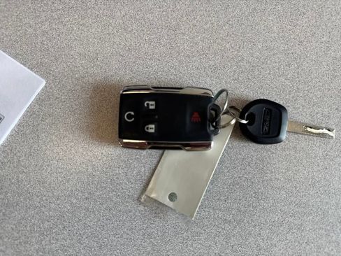 Used 2022 GMC Canyon Denali image 33