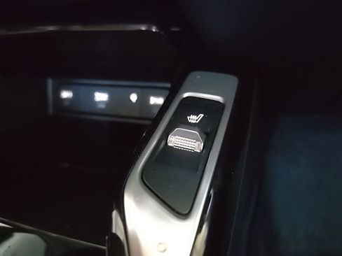 Certified 2022 Kia Sorento SX FWD image 24