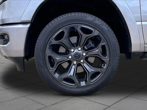 Used 2024 RAM 1500 Limited image 10