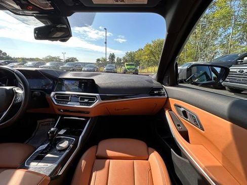 Used 2022 BMW 330i xDrive Sedan w/ Driving Assistance Package AWD/4WD image 27