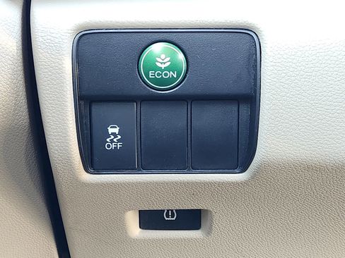 Used 2017 Honda Accord EX-L image 25