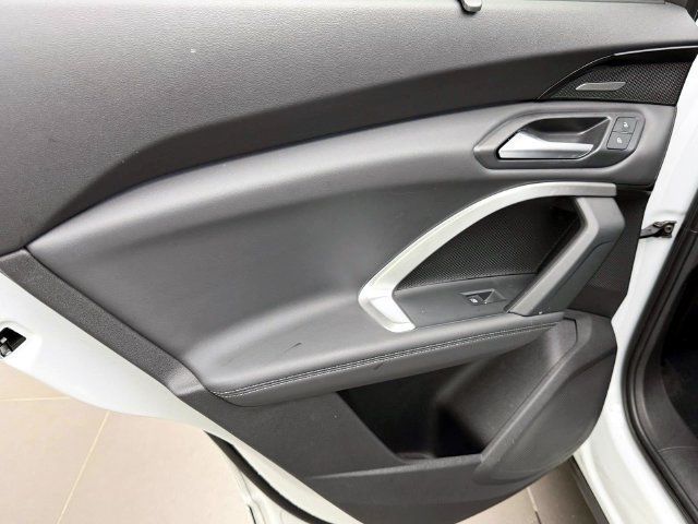 Used 2025 Audi Q5 Premium Plus w/ Premium Plus AWD/4WD image 11